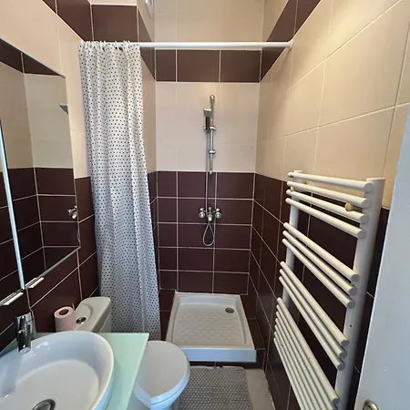 Cosy Lyon Apartman
